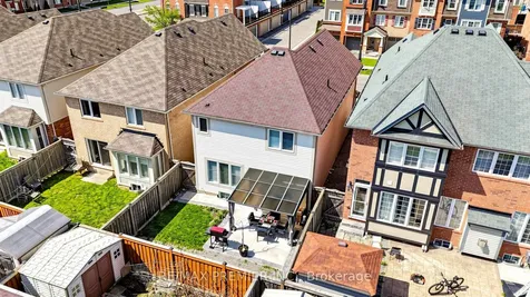 7 Stemford Road Brampton ON L7A 0S5