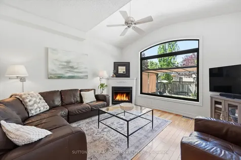 2417 Hilda Drive Oakville ON L6H 7N5