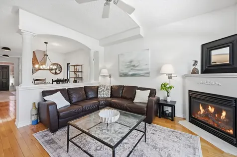 2417 Hilda Drive Oakville ON L6H 7N5