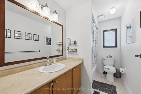2417 Hilda Drive Oakville ON L6H 7N5