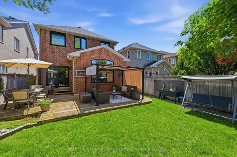 2417 Hilda Drive Oakville ON L6H 7N5