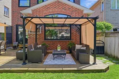 2417 Hilda Drive Oakville ON L6H 7N5
