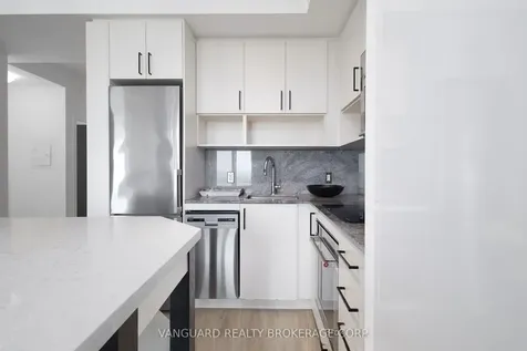 7 Mabelle Avenue Toronto ON M5T 0C9