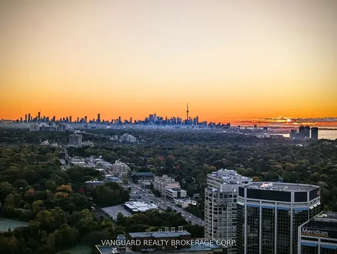 7 Mabelle Avenue Toronto ON M5T 0C9