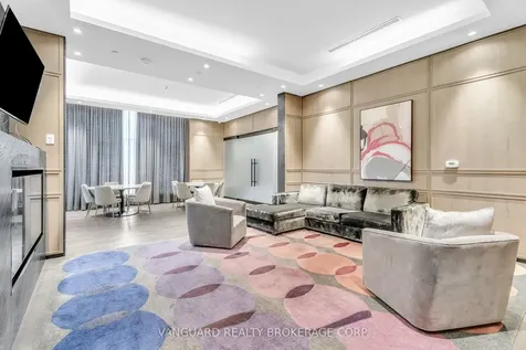 7 Mabelle Avenue Toronto ON M5T 0C9