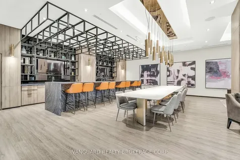 7 Mabelle Avenue Toronto ON M5T 0C9