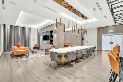 7 Mabelle Avenue Toronto ON M5T 0C9