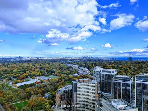 7 Mabelle Avenue Toronto ON M5T 0C9