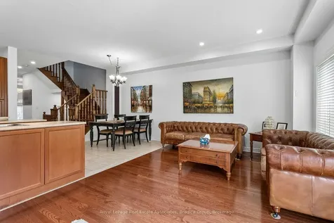 2376 Wasaga Drive Oakville ON L6H 0B7