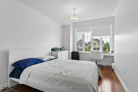 2376 Wasaga Drive Oakville ON L6H 0B7