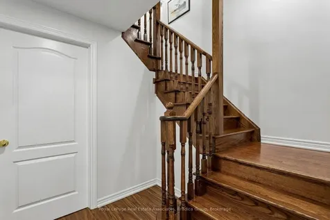 2376 Wasaga Drive Oakville ON L6H 0B7