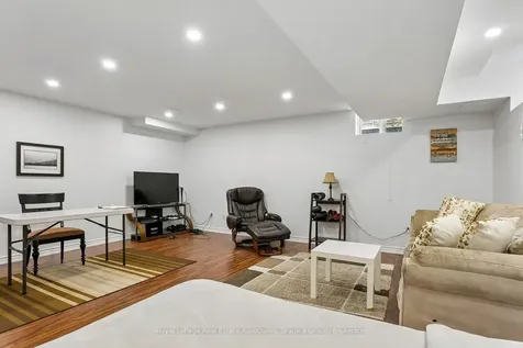 2376 Wasaga Drive Oakville ON L6H 0B7