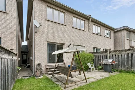 2376 Wasaga Drive Oakville ON L6H 0B7