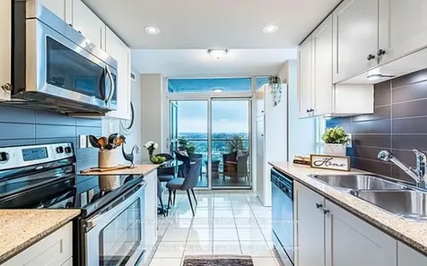 9 George Street N Brampton ON L6X 0T6