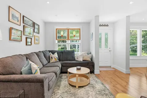 563 Elwood Road Burlington ON L7N 3C6