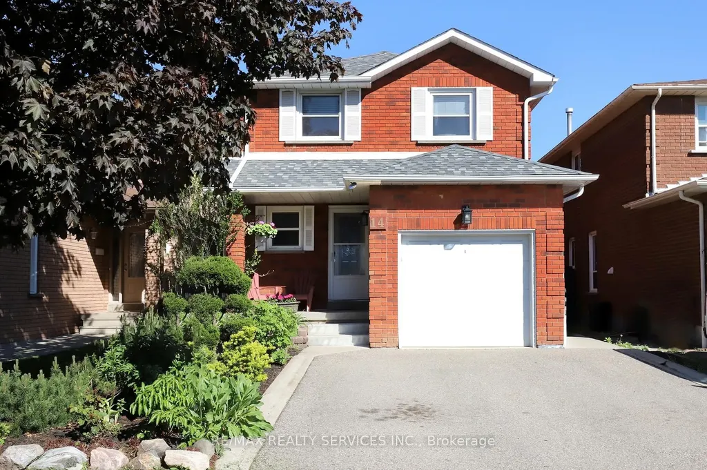 14 Kintyre Street Brampton ON L6Z 2Y4