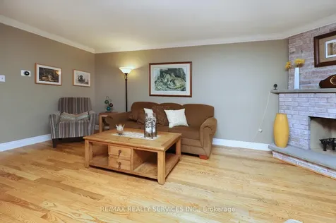 14 Kintyre Street Brampton ON L6Z 2Y4