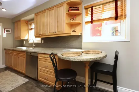 14 Kintyre Street Brampton ON L6Z 2Y4
