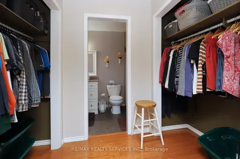 14 Kintyre Street Brampton ON L6Z 2Y4