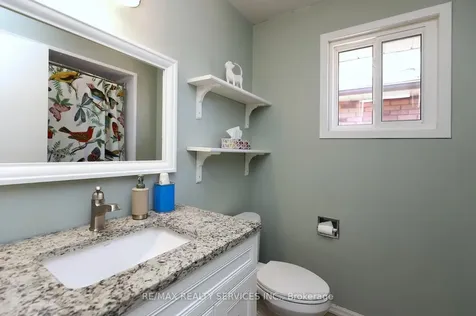 14 Kintyre Street Brampton ON L6Z 2Y4