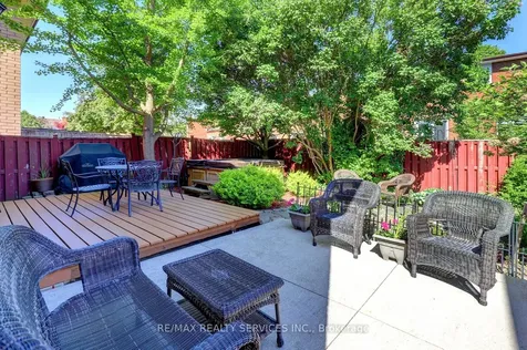 14 Kintyre Street Brampton ON L6Z 2Y4