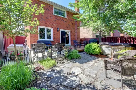 14 Kintyre Street Brampton ON L6Z 2Y4