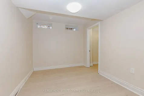 187 Lockwood Road Brampton ON L6Y 5W1