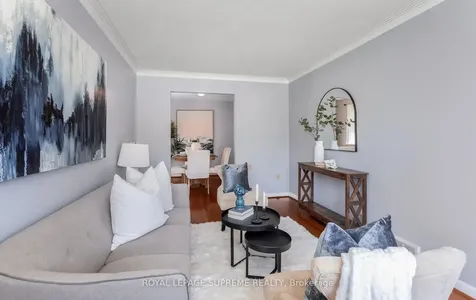 16 East Drive Toronto ON M6N 2N7