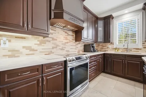 3149 Velebit Park Boulevard Burlington ON L7M 0M2