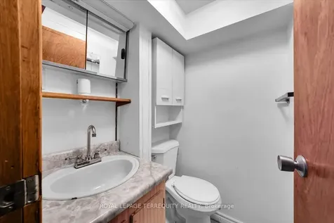 28 Crowland Drive Toronto ON M9W 2S4