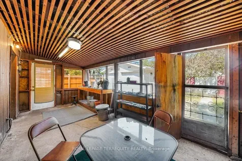 28 Crowland Drive Toronto ON M9W 2S4
