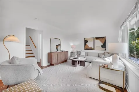 28 Crowland Drive Toronto ON M9W 2S4