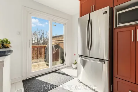 2918 Westbury Court Mississauga ON L5M 6B2