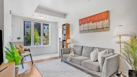 70 Eastwood Park Gardens Toronto ON M8W 0B2