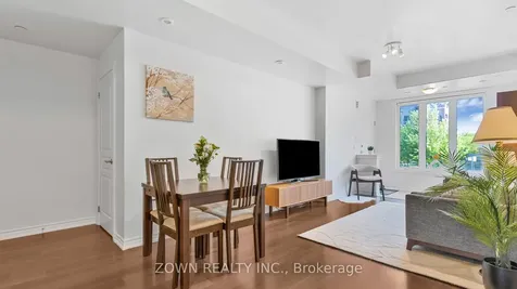 70 Eastwood Park Gardens Toronto ON M8W 0B2