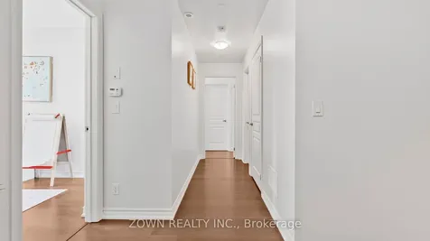 70 Eastwood Park Gardens Toronto ON M8W 0B2