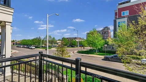 70 Eastwood Park Gardens Toronto ON M8W 0B2