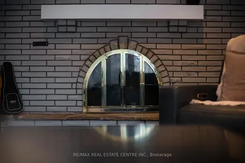 35 Treleaven Drive Brampton ON L6Y 1X7