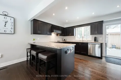 35 Treleaven Drive Brampton ON L6Y 1X7