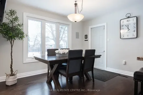 35 Treleaven Drive Brampton ON L6Y 1X7