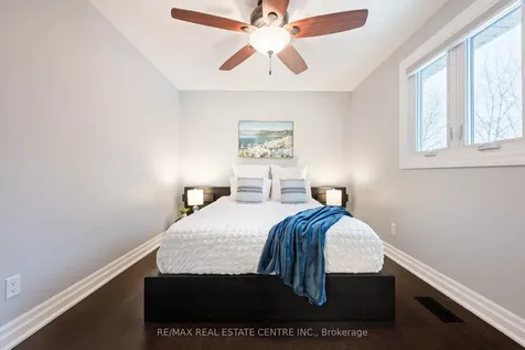 35 Treleaven Drive Brampton ON L6Y 1X7