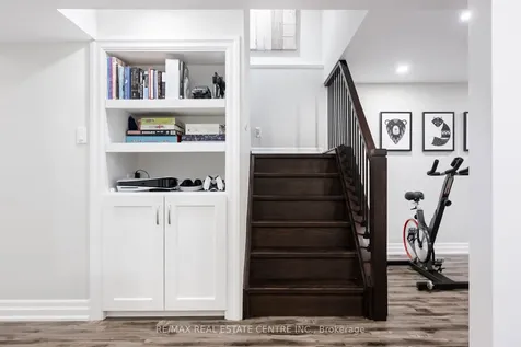35 Treleaven Drive Brampton ON L6Y 1X7