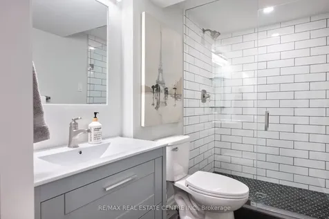 35 Treleaven Drive Brampton ON L6Y 1X7