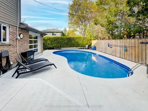 35 Treleaven Drive Brampton ON L6Y 1X7