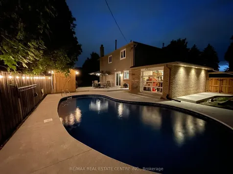 35 Treleaven Drive Brampton ON L6Y 1X7