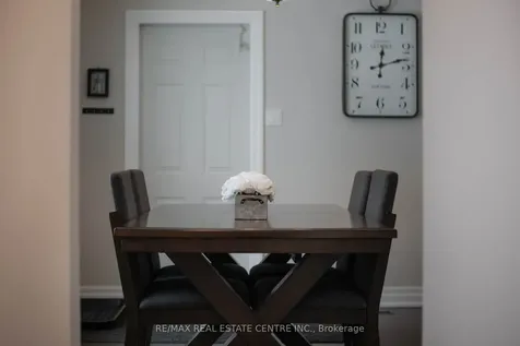 35 Treleaven Drive Brampton ON L6Y 1X7