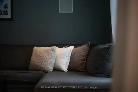 35 Treleaven Drive Brampton ON L6Y 1X7