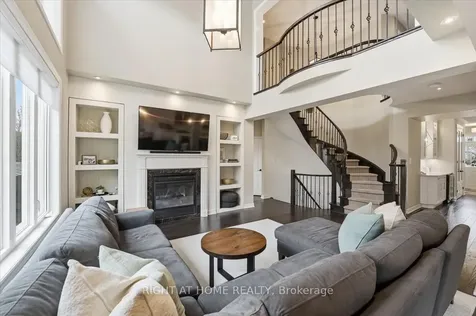 262 Nautical Boulevard Oakville ON L6L 0B9