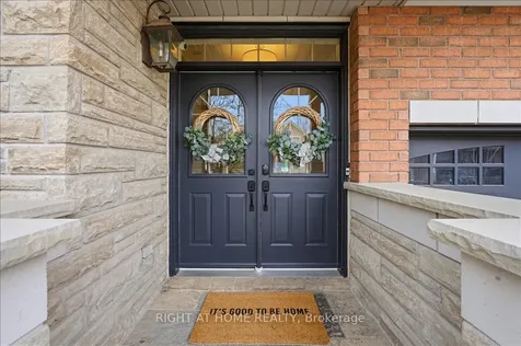 262 Nautical Boulevard Oakville ON L6L 0B9