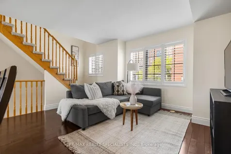 201 Tenth Street Toronto ON M8V 4C7